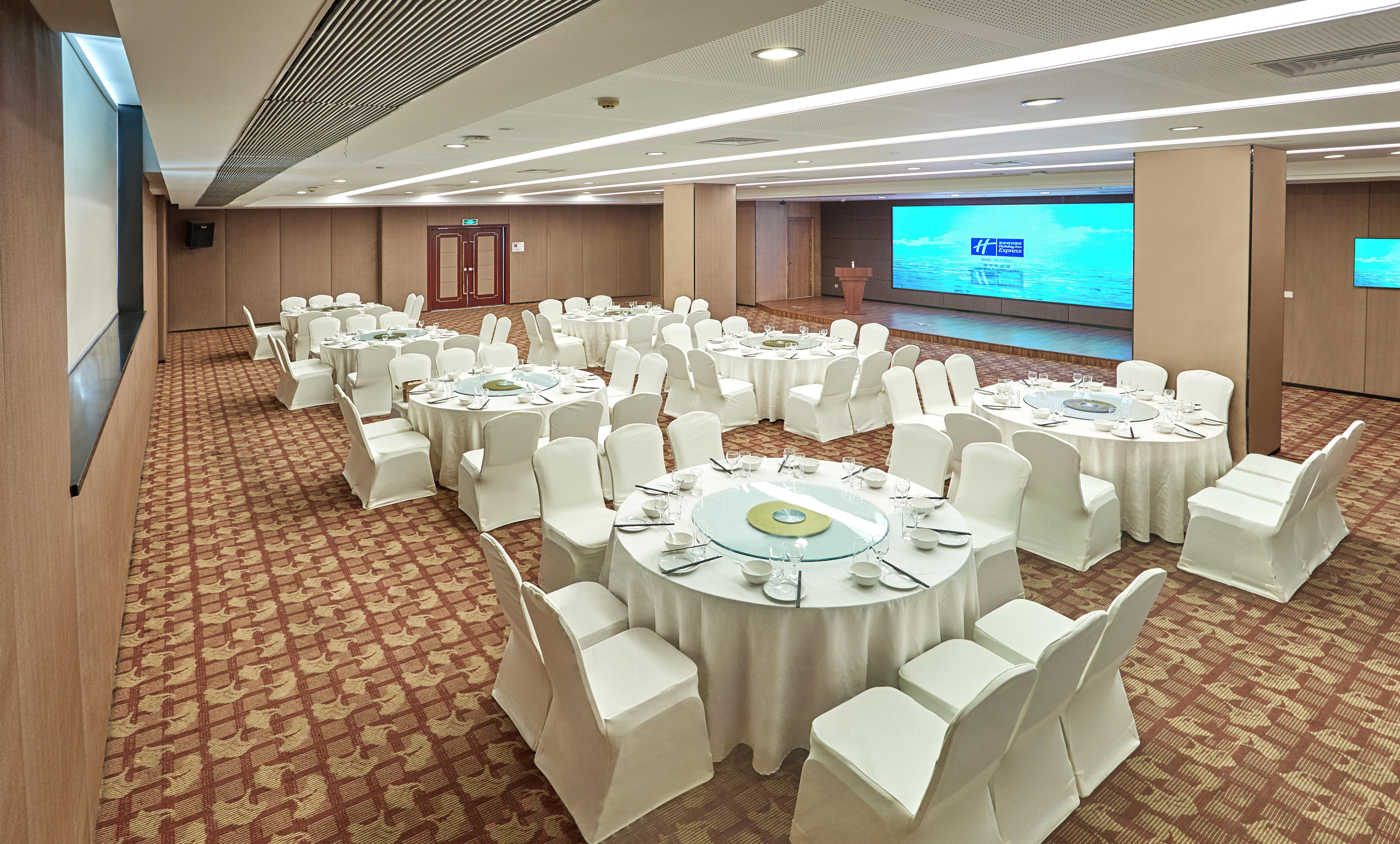 Holiday Inn Express Nanjing Xuanwu Lake By Ihg Eksteriør bilde